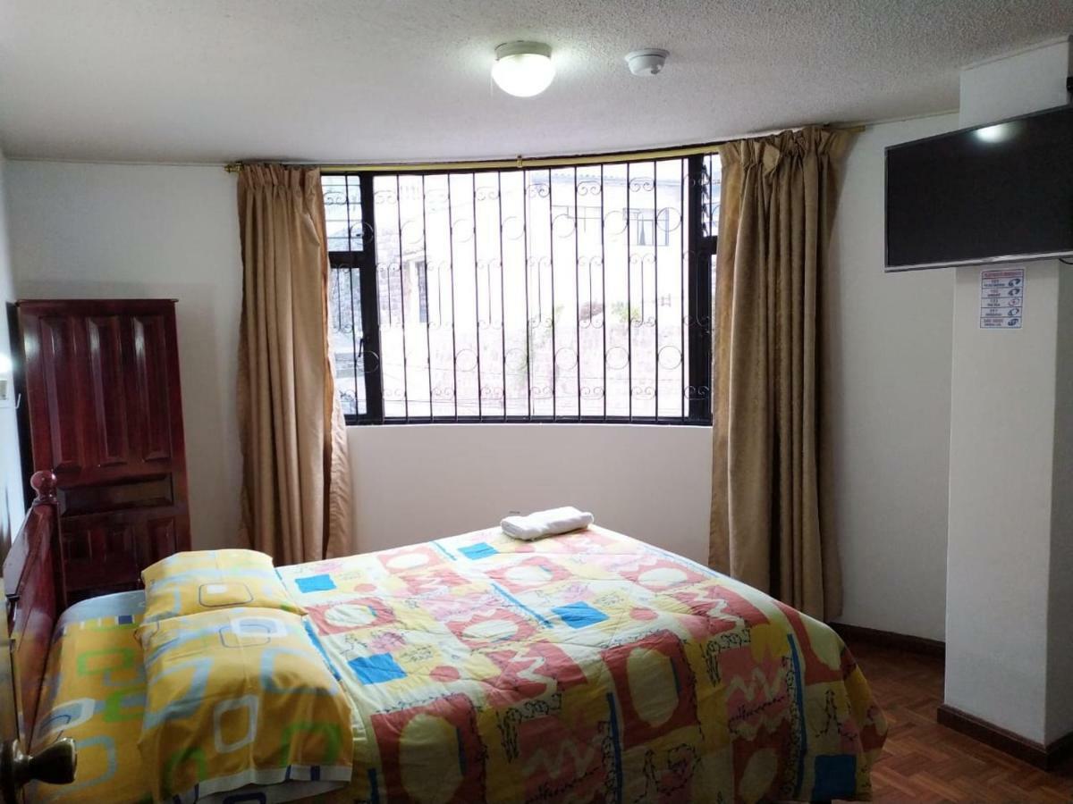 Hotel Margarita Inn Alameda Quito Kültér fotó