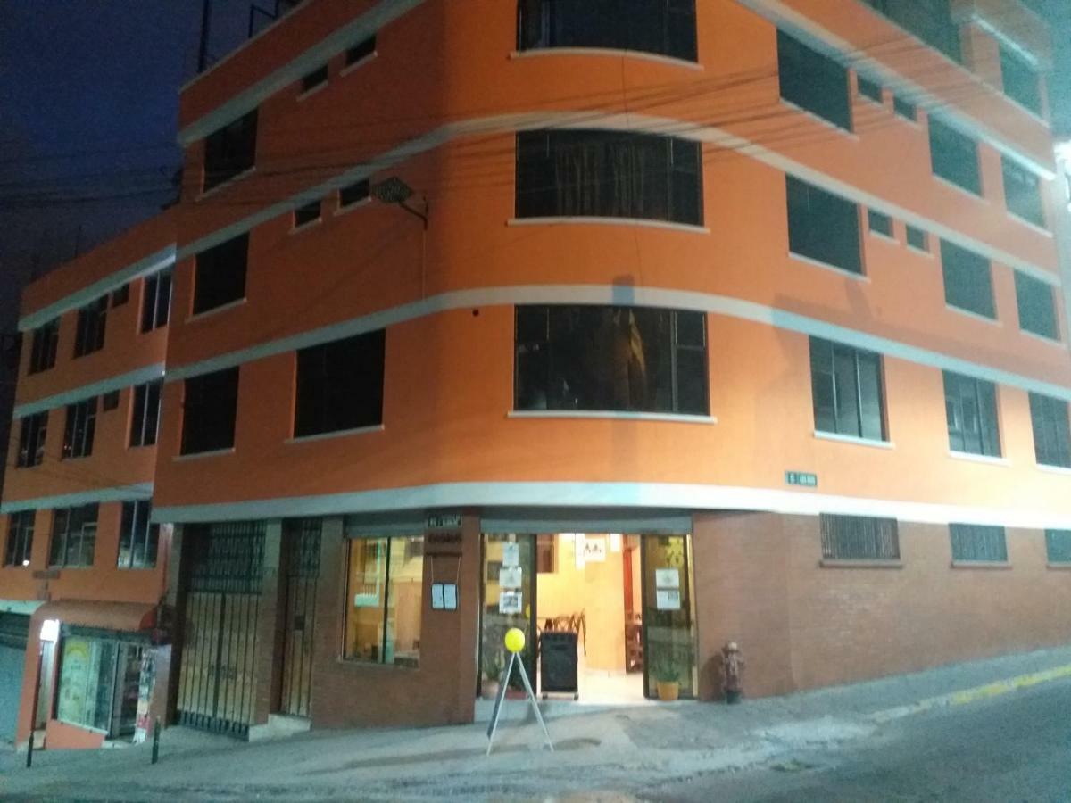 Hotel Margarita Inn Alameda Quito Kültér fotó